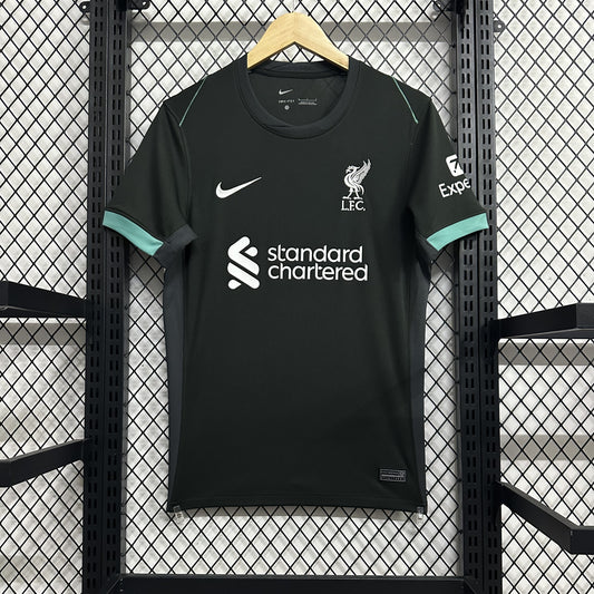 Liverpool 24-25 Home