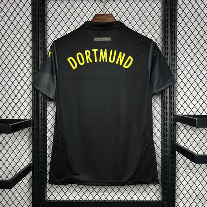 Borussia Dortmund 24-25 Away