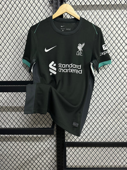 Liverpool 24-25 Home