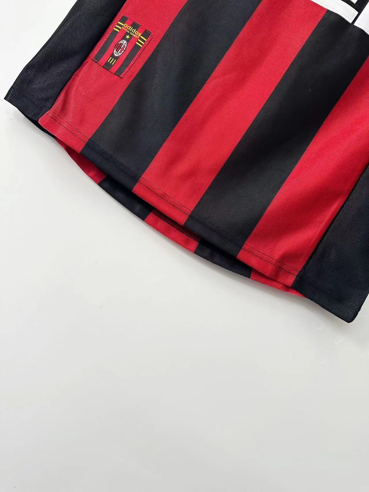 AC Milan 98-99 Home