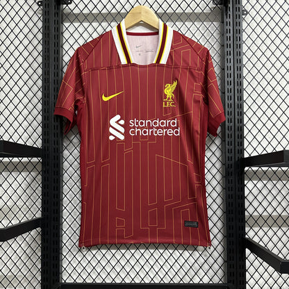 Liverpool 24-25 Home