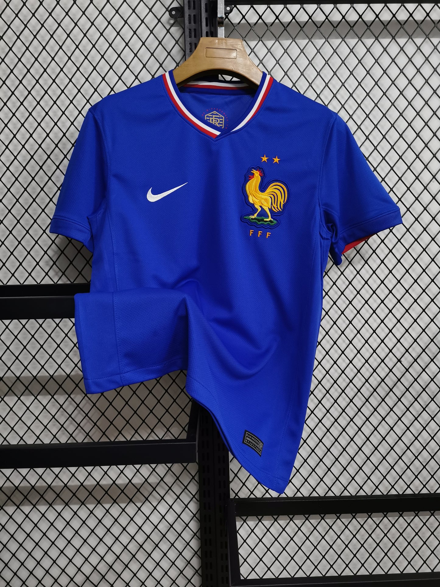 France 24-25 Home