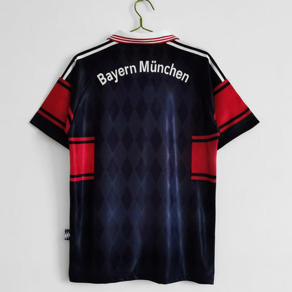 Bayern Munich 97-99 Home