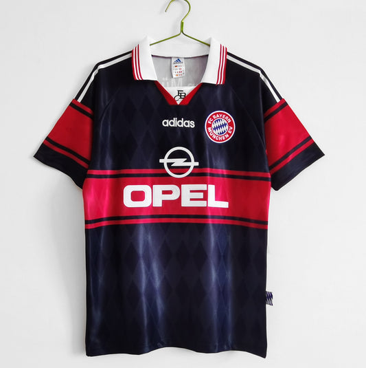 Bayern Munich 97-99 Home